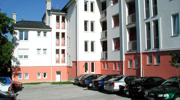 Azúr és Smaragd Apartmanház
