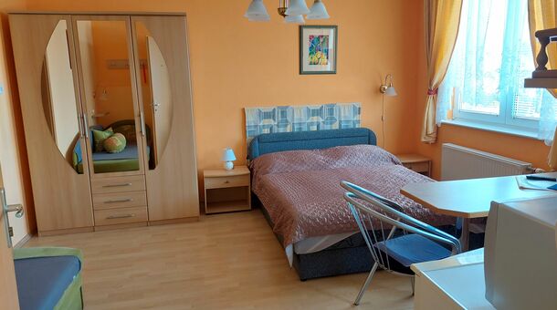Azúr és Smaragd Apartmanház