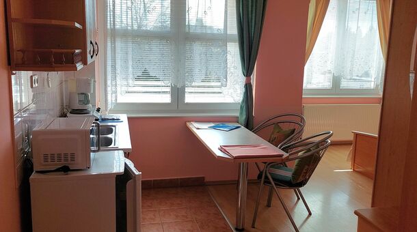 Azúr és Smaragd Apartmanház