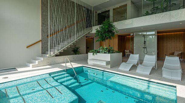 REED Luxury Hotel & Bistro*****