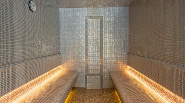 REED Luxury Hotel & Bistro*****