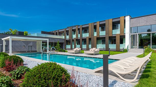 REED Luxury Hotel & Bistro*****