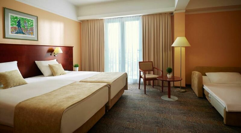 Grand Hotel Portorož**** - 2+1 ágyas családi parkra néző szoba