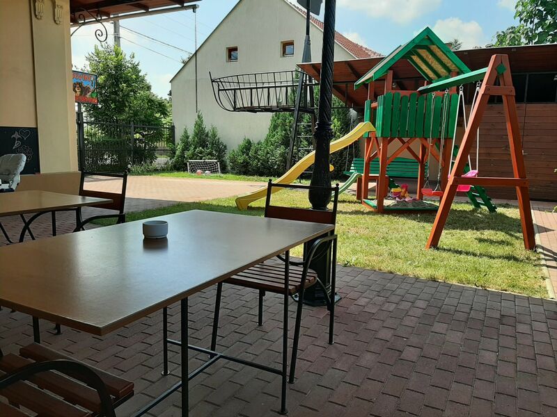 Meseház Apartman