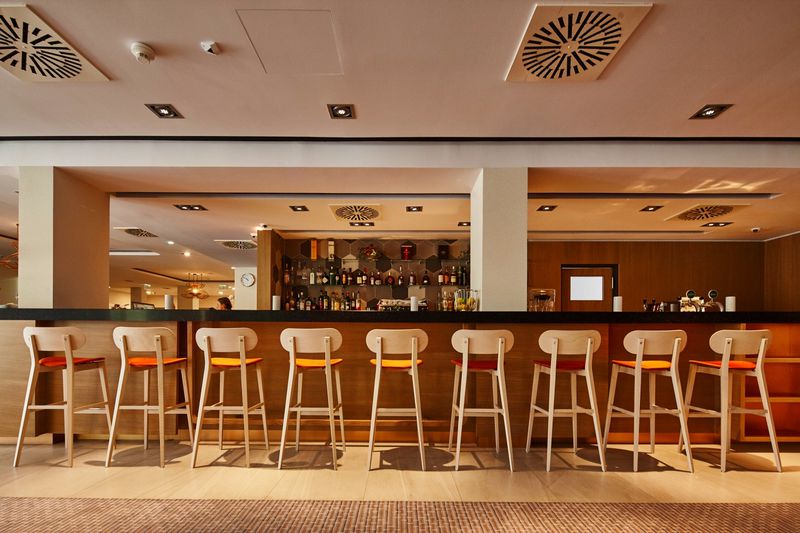 Lobby bár