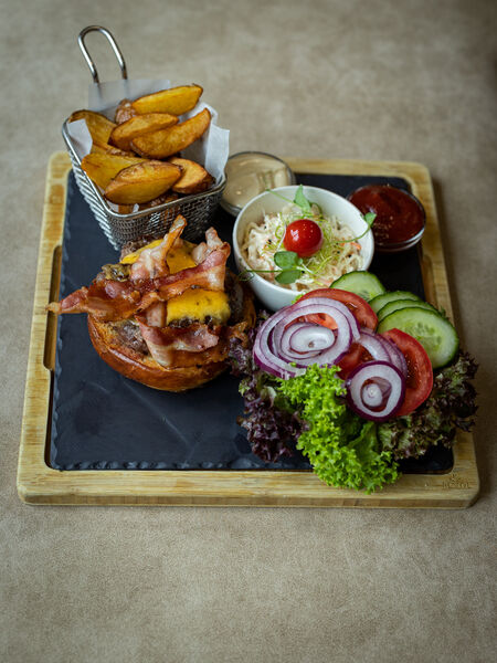 Lotus burger