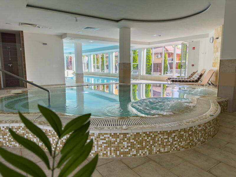 Wellness és fürdőrészleg