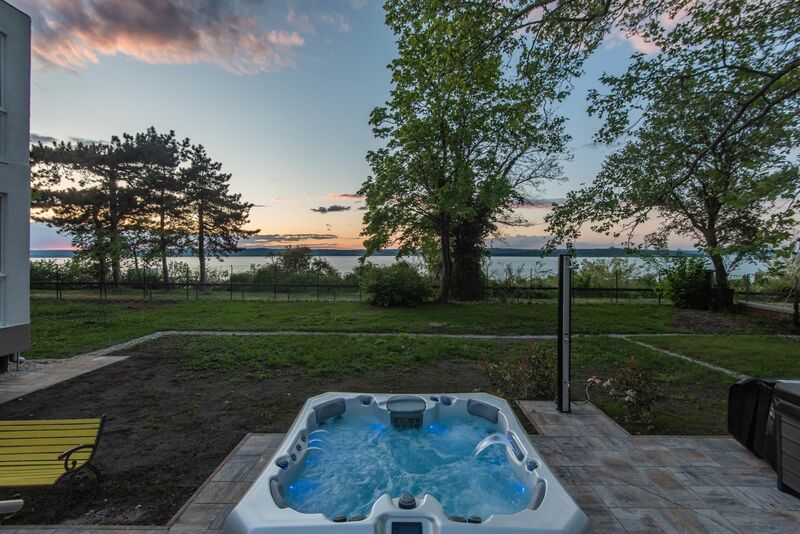 Jakuzzi