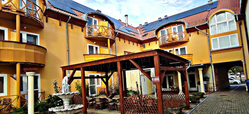 Átrium Hotel***