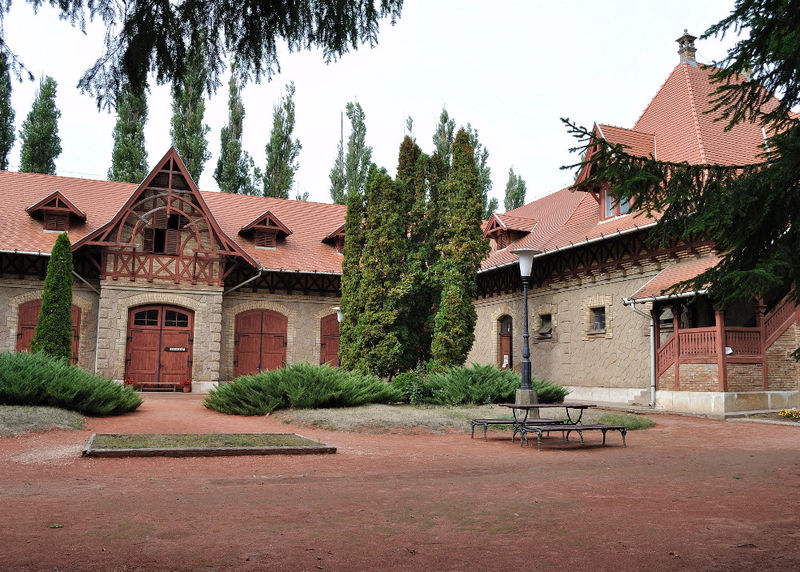 Parádi Cifra Istálló és Kocsimúzeum
