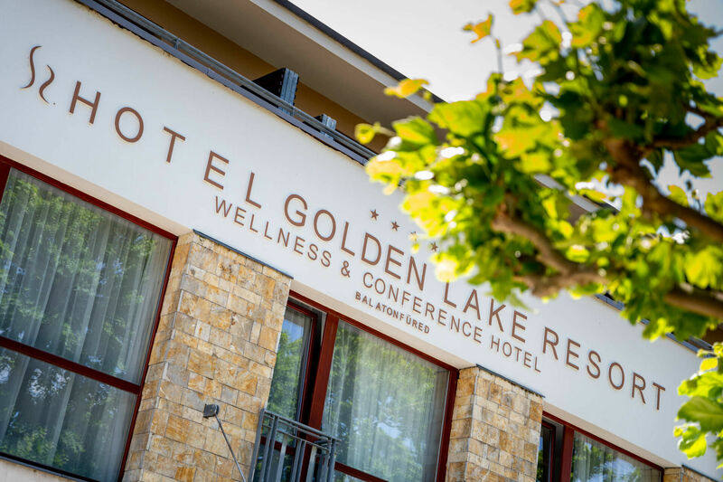 Hotel Golden Lake Resort****superior