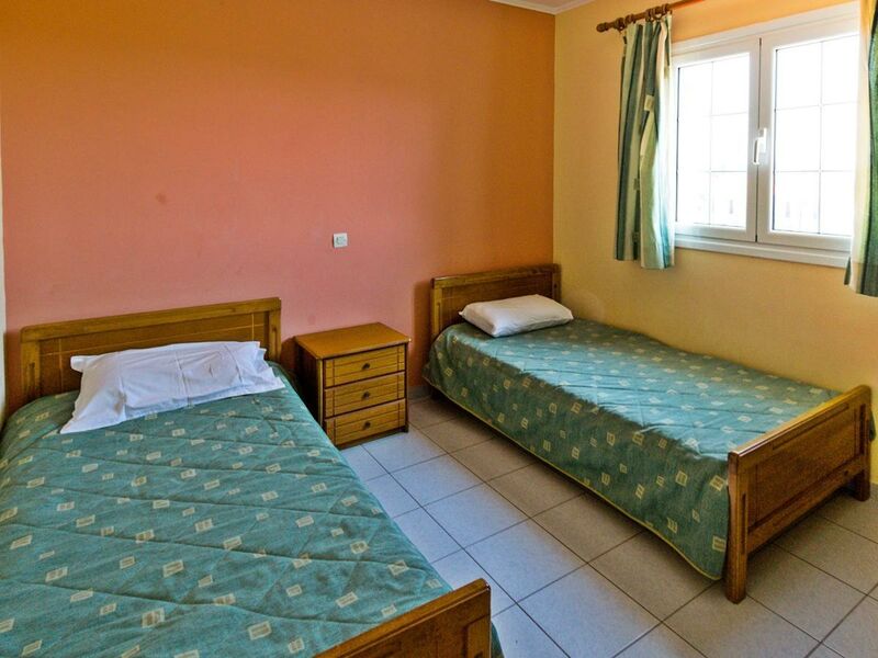 Socrates Apartmanház