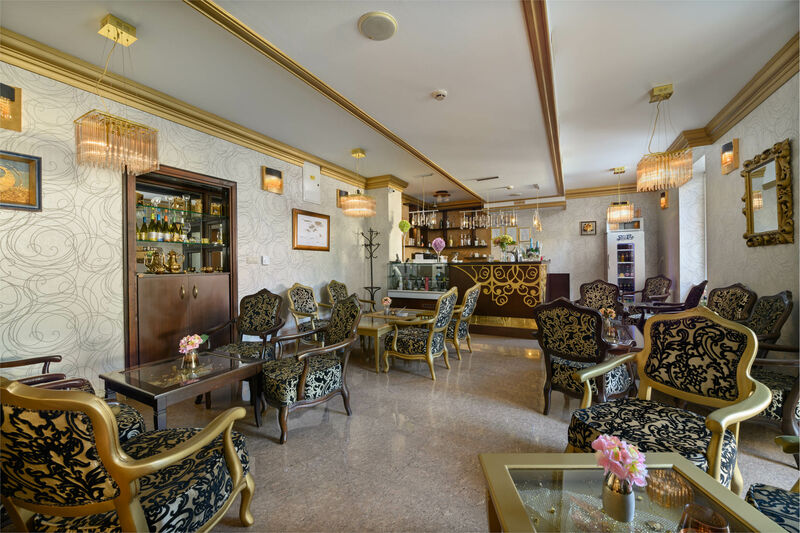 Aurum Cafe