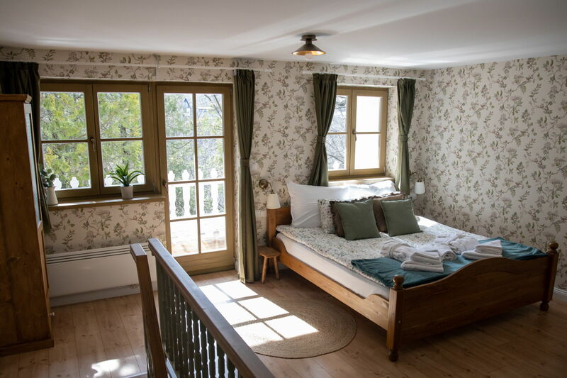 Csillag Cottage
