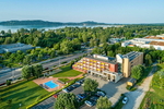 Hűsítő csobbanás Balatonfüreden!