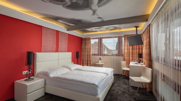 Kristály Imperial Hotel****