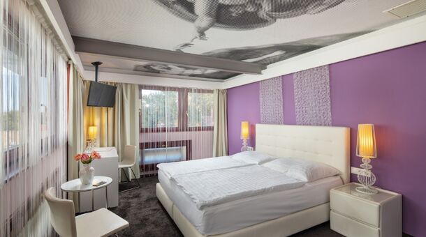 Kristály Imperial Hotel****