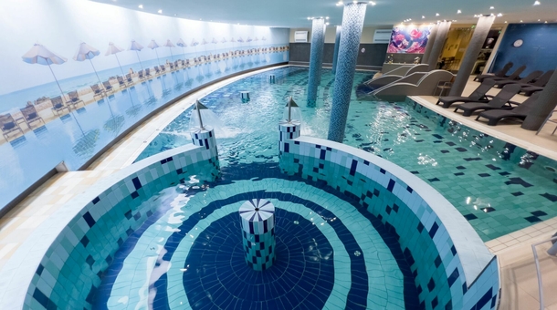 CE Plaza Hotel****