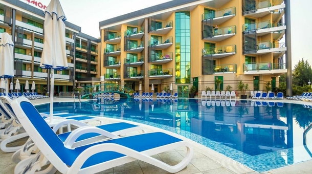 All inclusive nyaralás a Naposparton!