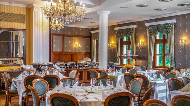 Kastélyhotel Sasvár Resort