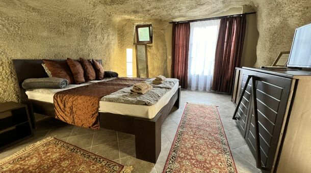 Sirocave Barlang Szobák