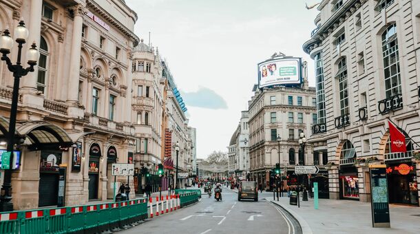 Kiruccanás Londonba!