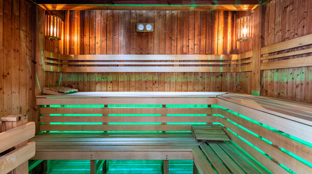 Hotel Vécsecity****