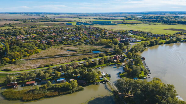 Kormorán Kikötő és Vendégházak