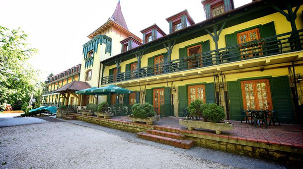 Bakony Hotel