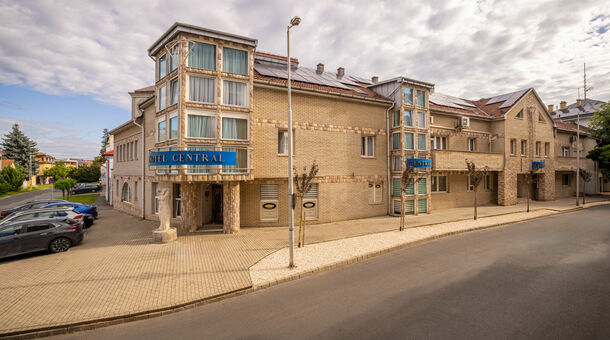 Hotel Centrál****
