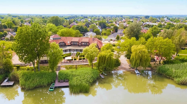 Mártoni Csárda és Fogadó