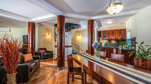 Szarvaskút Vendégházak +16