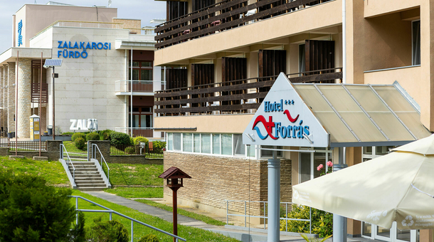 Hotel Forrás***
