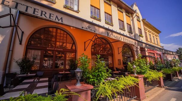 Komló Hotel Gyula****