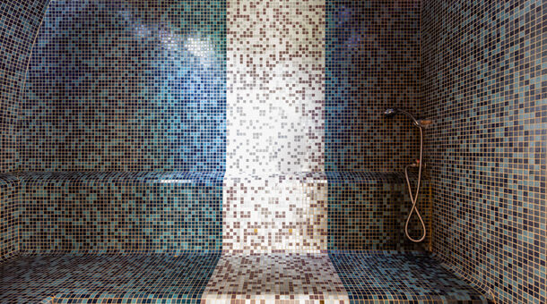 Hotel Vécsecity****