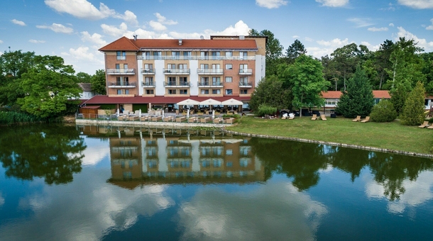 Hotel Corvus Aqua