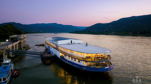 Aquamarina Hotel