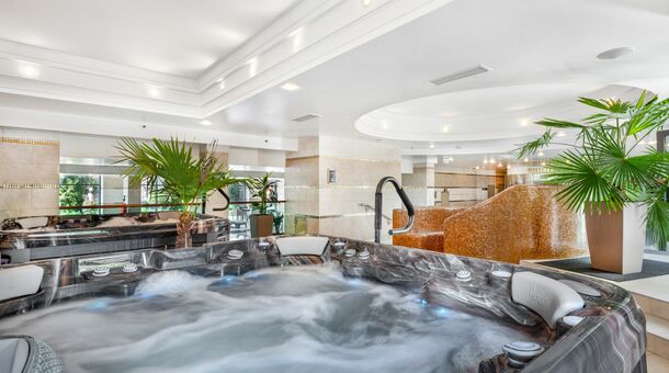 Hotel Divinus***** Superior