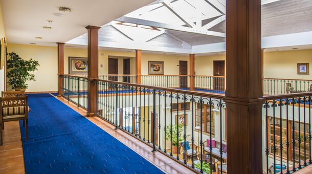 Szarvaskút Bakony Resort +16