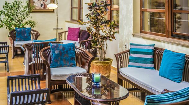 Szarvaskút Bakony Resort +16