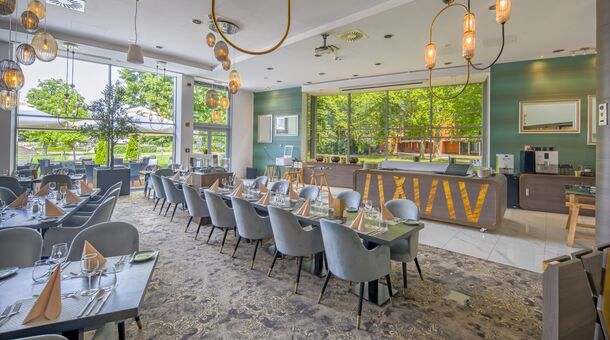 Hotel Azúr***** Prémium