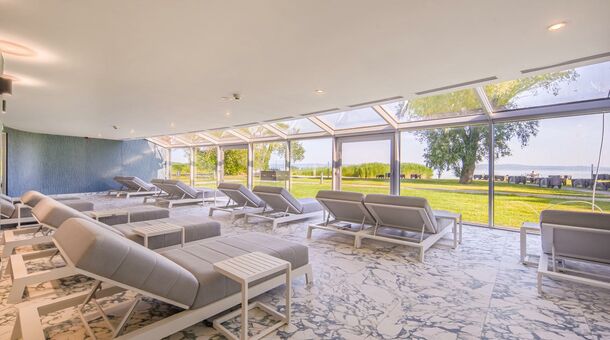 Hotel Azúr***** Prémium