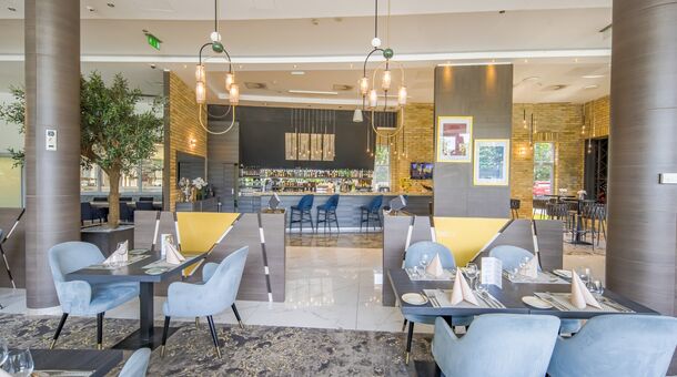 Hotel Azúr***** Prémium