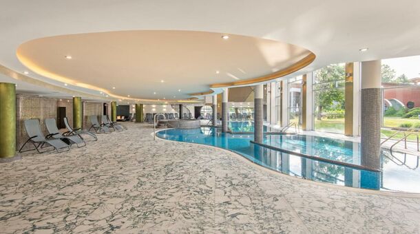 Hotel Azúr***** Prémium