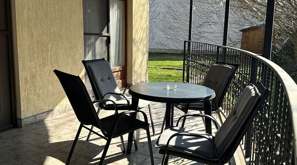 Cozy Garden Apartman