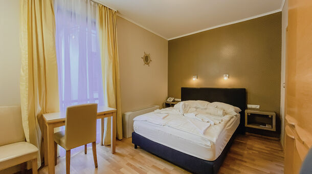 Royal Mediterran****