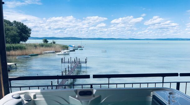 Royal Mediterran****