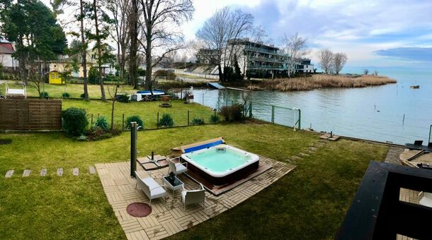 Royal Mediterran****