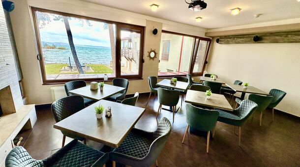 Royal Mediterran****