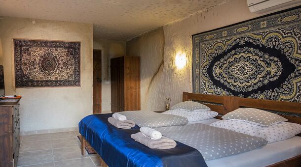 Sirocave Barlang Szobák